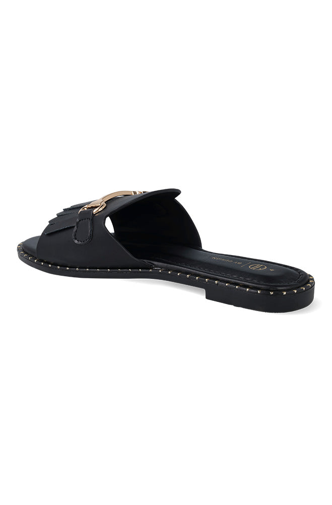Bridgette frayed saddle detailed sandal