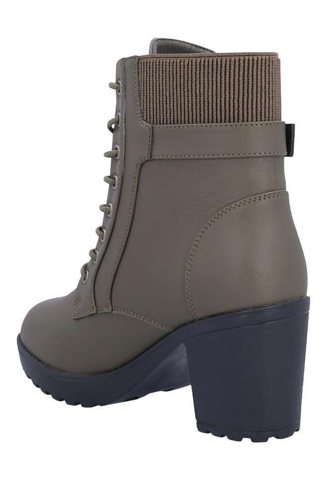 Larna Cleated heel boot