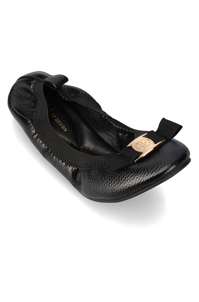 Jennifer elasticated black pump