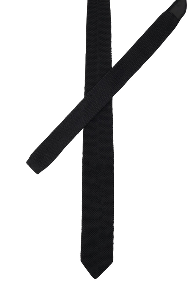 JEFFERY TIE SET INCL LAPEL PIN AND POCKET SQUARE