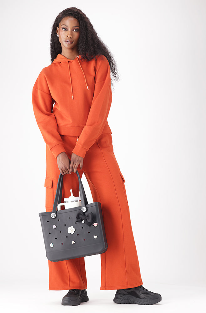 THE ZANDI WEEKENDER BAG
