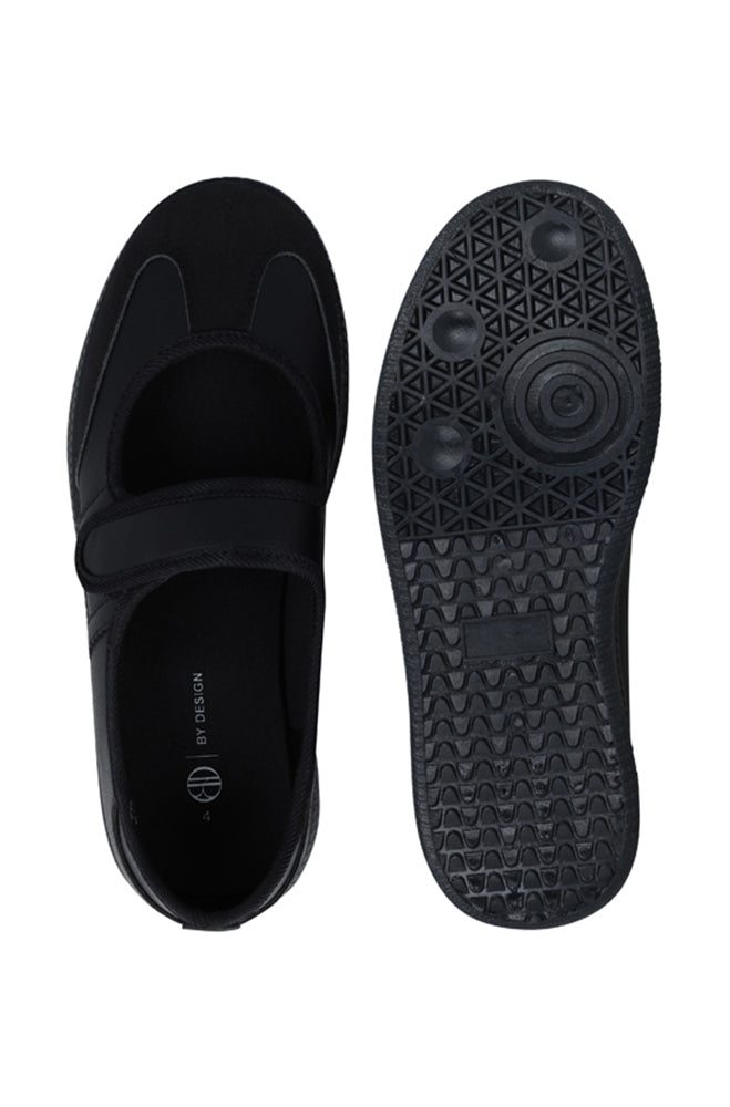 Gumsole sneaker pump