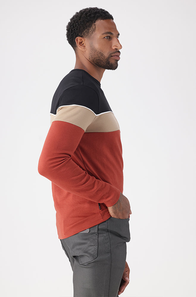 Onyx Tee