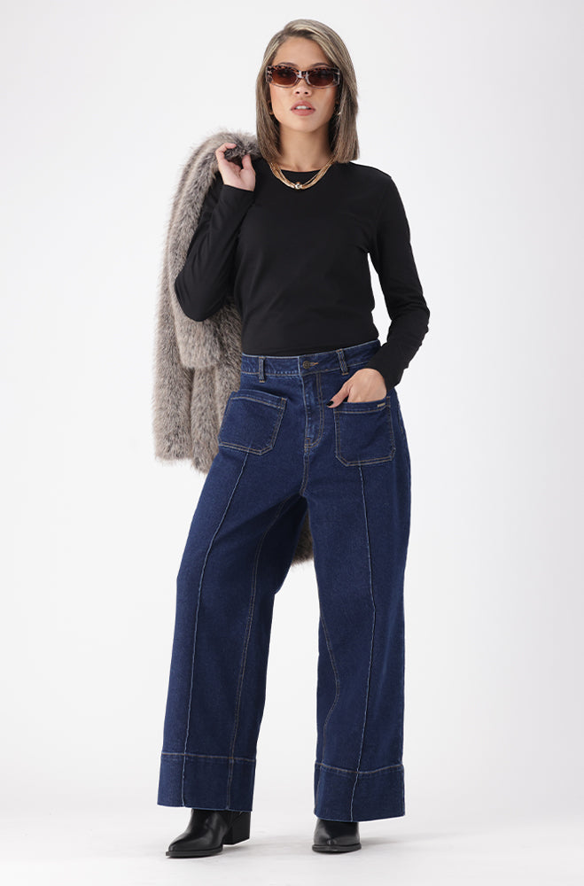 CLEO CREW NECK TEE
