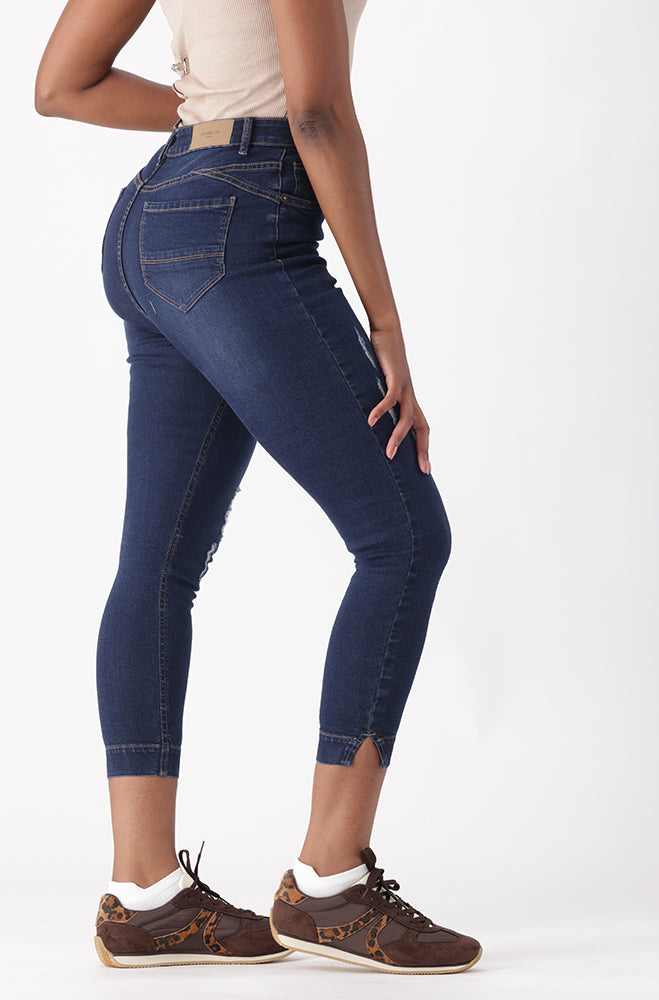 ALARA DENIM HI-RISE CROPPED JEANS WITH SLIT HEM
