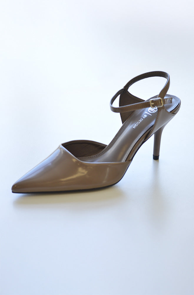 Ginny patent ankle tie heel