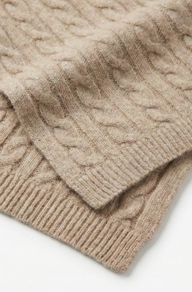 ELSA CABLE KNIT SCARF