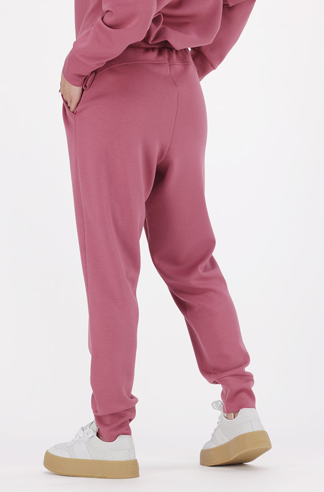 LUCY SOFT TOUCH JOGGER