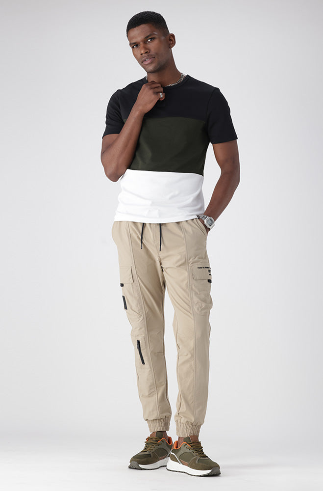 Vontiq Tee