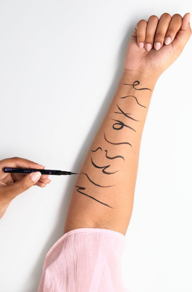 Beauty | Essence Super Fine Liner Pen 01 _ 162243 Black Makeup