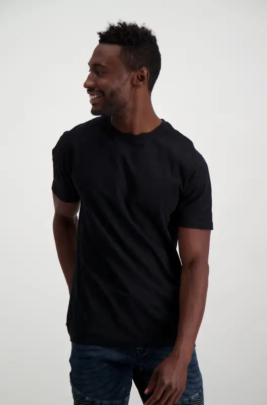 Men’s black short-sleeve t-shirt with a crew neck