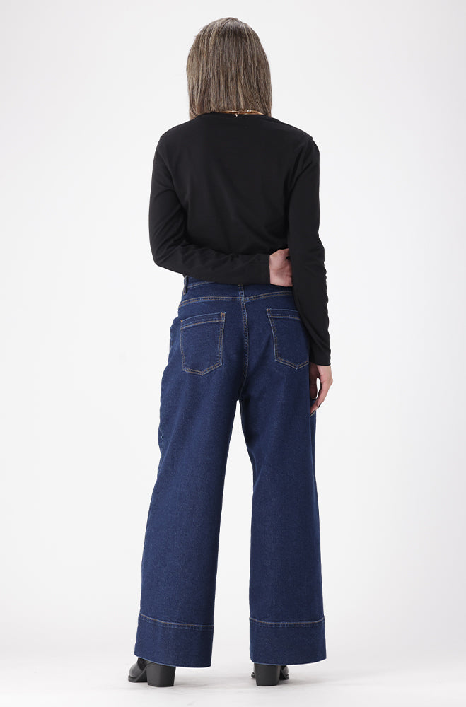 CLEO CREW NECK TEE