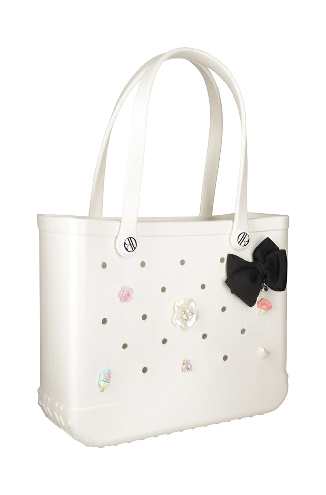 THE ZANDI WEEKENDER BAG