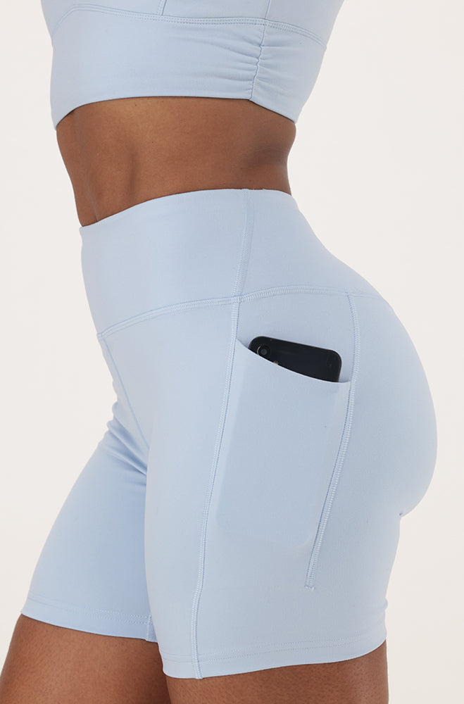 LUXE MOVEMENT ACTIVE CYCLE SHORTS LONGER LENGTH