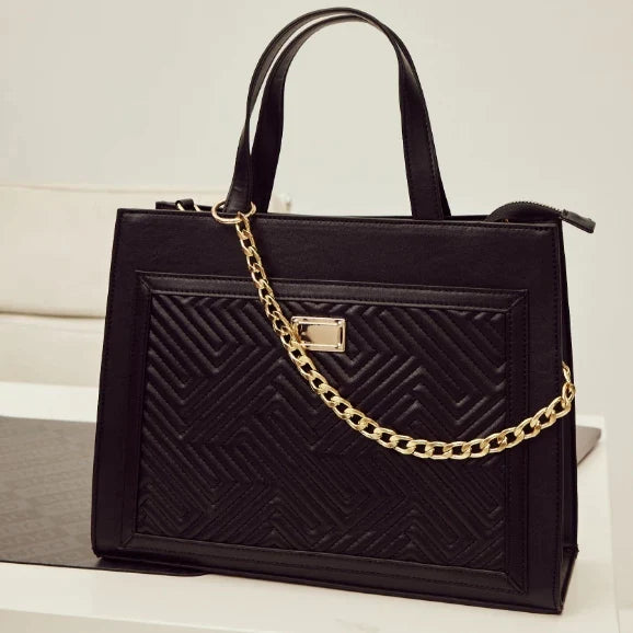 Dunns Clothing | Complete Your Look with Our Stylish Ladies