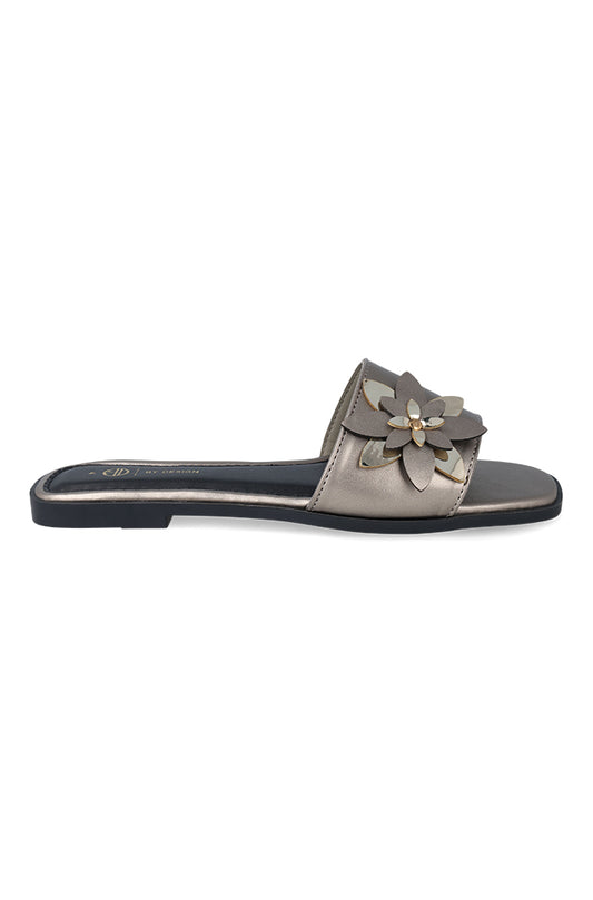 Beulah Two-tone flower sandal