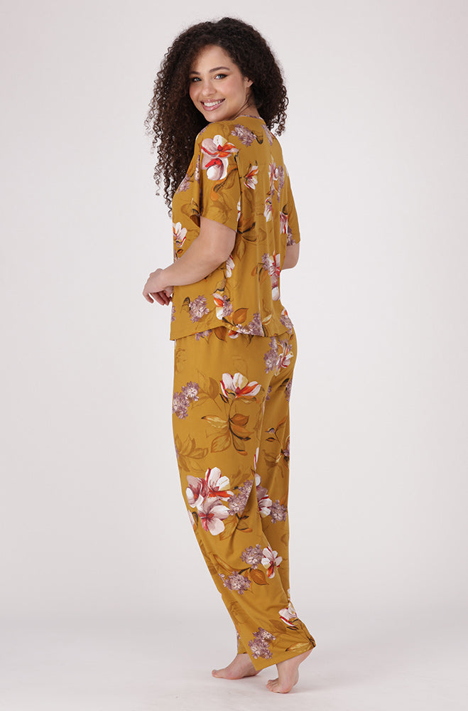Taylor 2 Pc Printed B/T Top/Pants _ 154109 _ Gold
