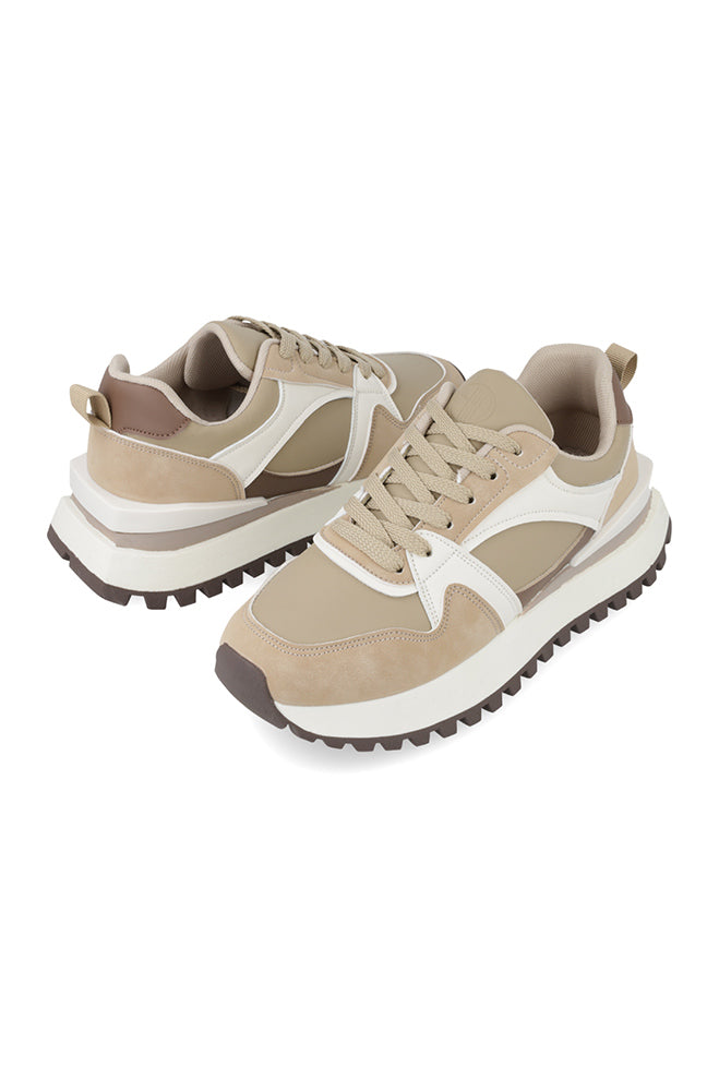 Abbey Multi Panel Sneaker _ 157314 _ Beige