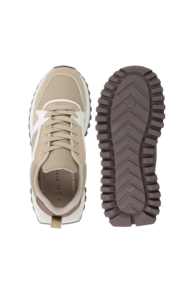 Abbey Multi Panel Sneaker _ 157314 _ Beige