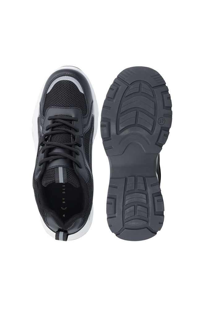Gwen Fashion Sneaker _ 157910 _ Black