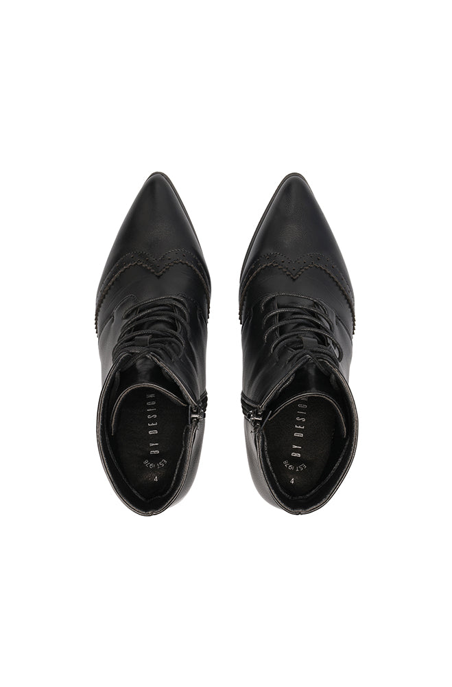 Farah Brogue Kitten Heel Boot _ 157989 _ Black