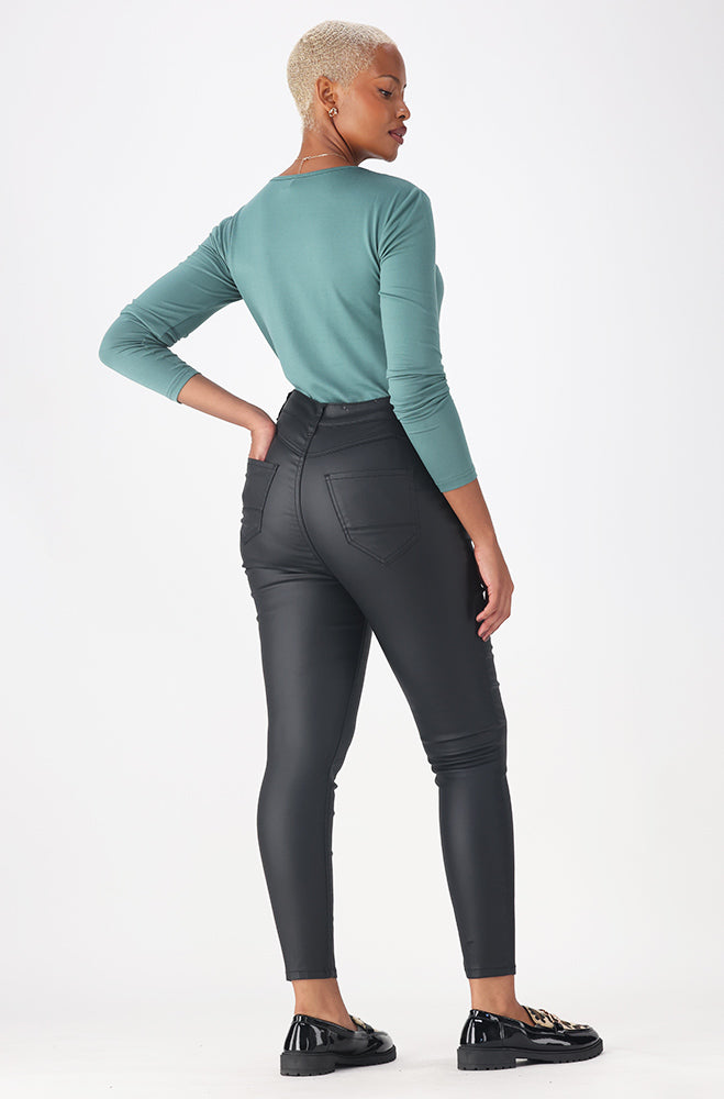 HARMONY HIGH RISE COATED JEANS _ 158066 _ Black