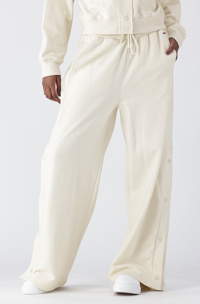 Vida Side Button Wide Leg Jogger _ 158572 _ Cream