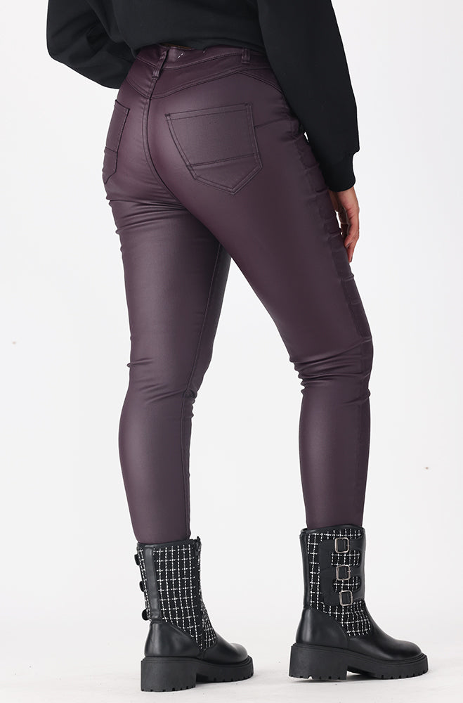 HARMONY HIGH RISE COATED JEANS _ 158909 _ Burgundy