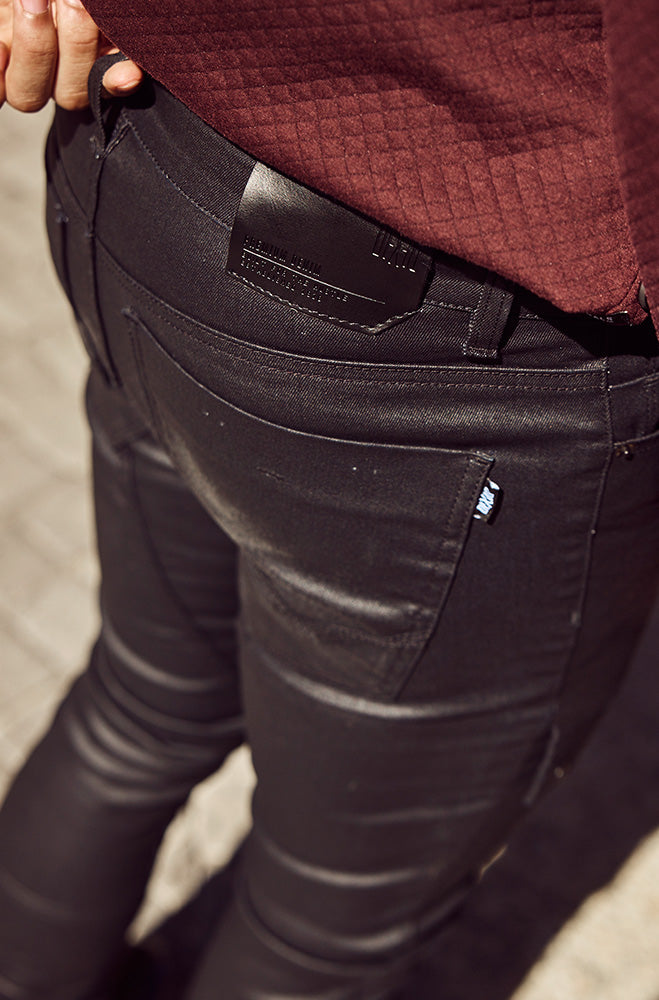 Oneonta Tapered Fit Denim _ 158960 _ Black
