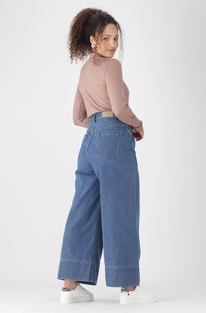 TIA TURTLE NECK TOP _ 160002 _ Taupe