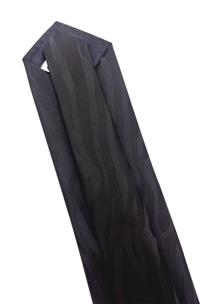 Liam Animal Print Tie And Lapel Pin _ 163406 _ Black