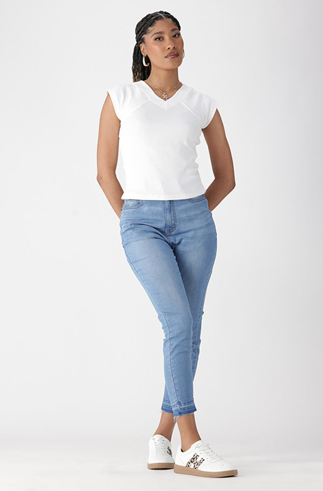 JOSIE HIGH RISE UNCLIPPED SKINNY _ 167468 _ Light Wash