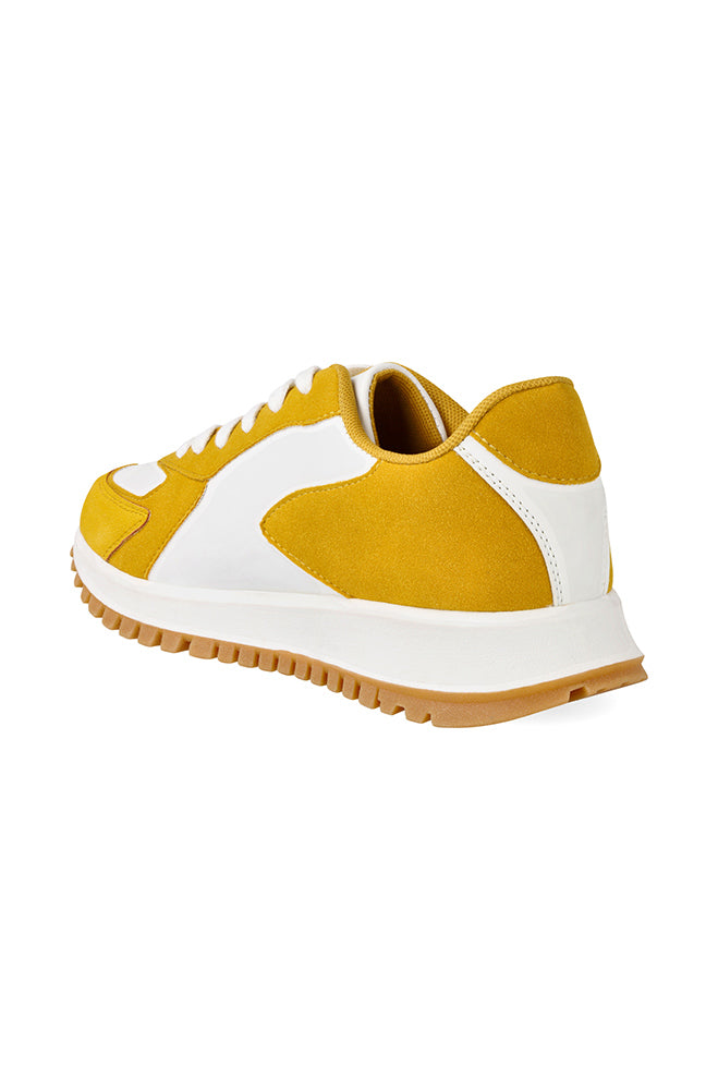 Footwear | Arrowwood Retro Sneaker Sneakers
