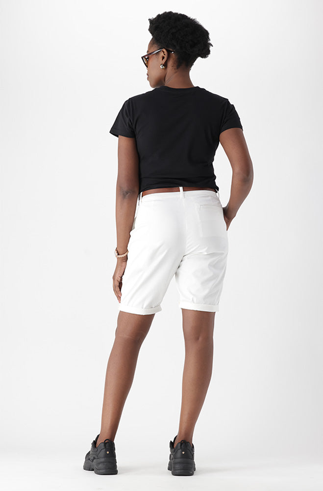 LILAH SATEEN CHINO SHORTS
