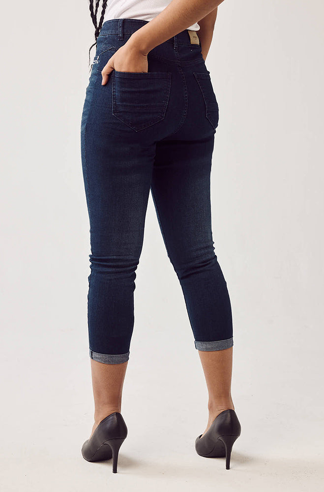 Colbie High Rise Cropped Denim _ 151314 _ Dark Wash