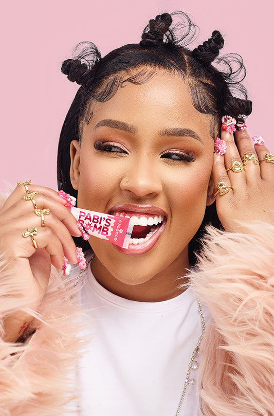 ESSENCE PABI'S BOMB SHINY LIPGLOSS 01