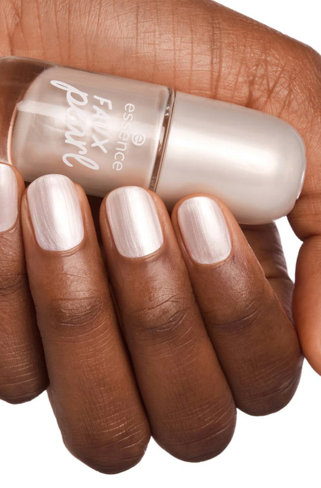 Essence Gel Nail Colour 71 _ 162432 _ White