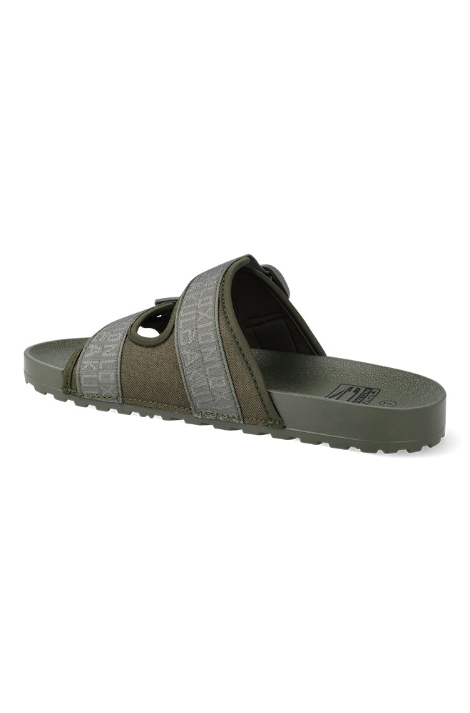 Loxion Kulca moulded slide
