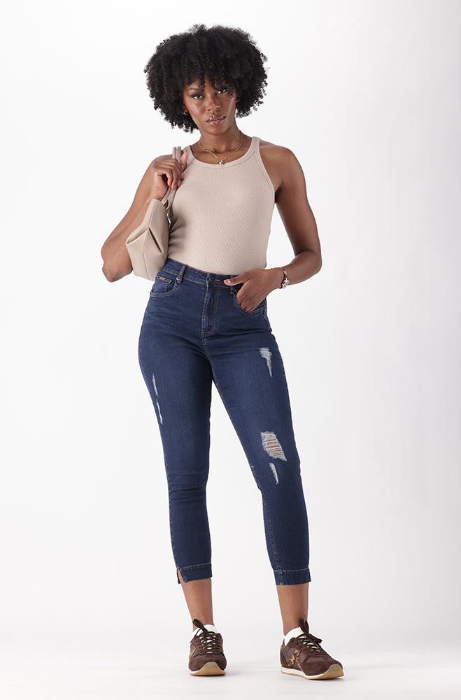 ALARA DENIM HI-RISE CROPPED JEANS WITH SLIT HEM