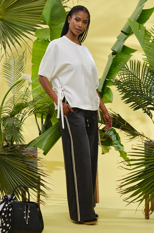 ANNA SIDE TIE DETAIL TSHIRT