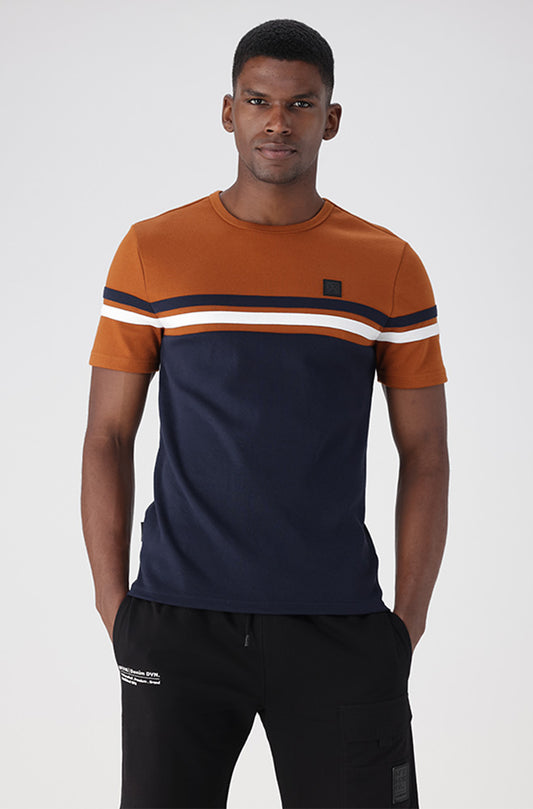 Yelvo Tee