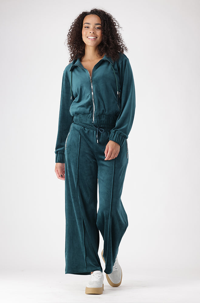KIRA VELOUR TOP – Dunns