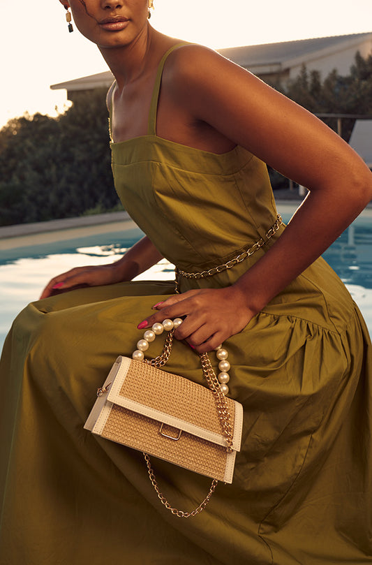 NAOMI STRAW SLING BAG