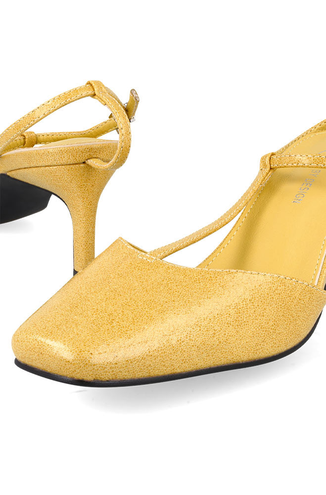 Sophia ankle tie heel
