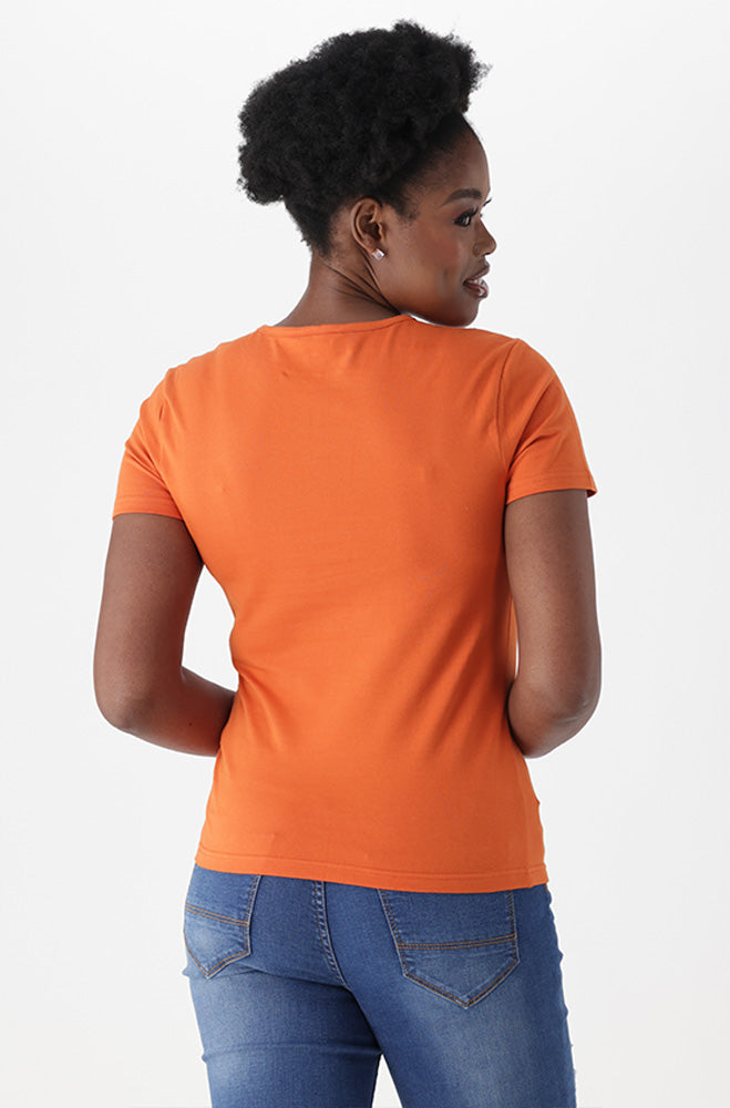 GRACE V NECK TEE
