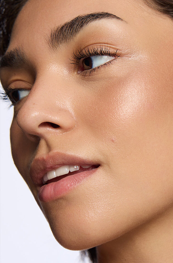 CATRICE HOLID SKIN 4IN1 010