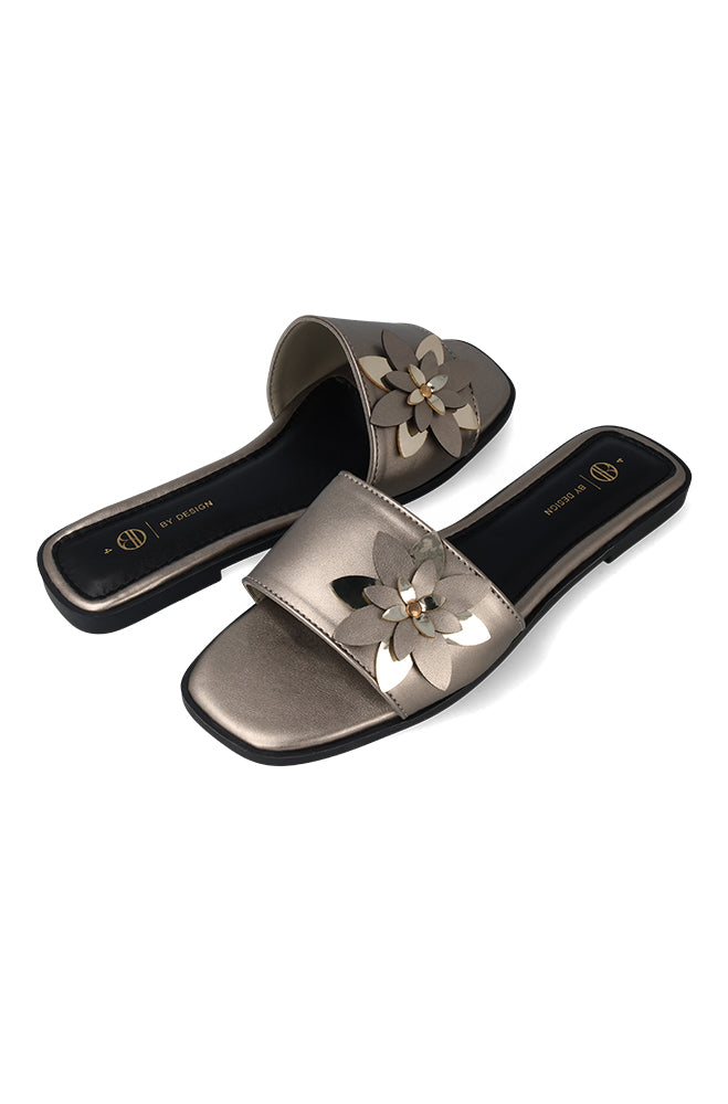 Beulah Two-tone flower sandal