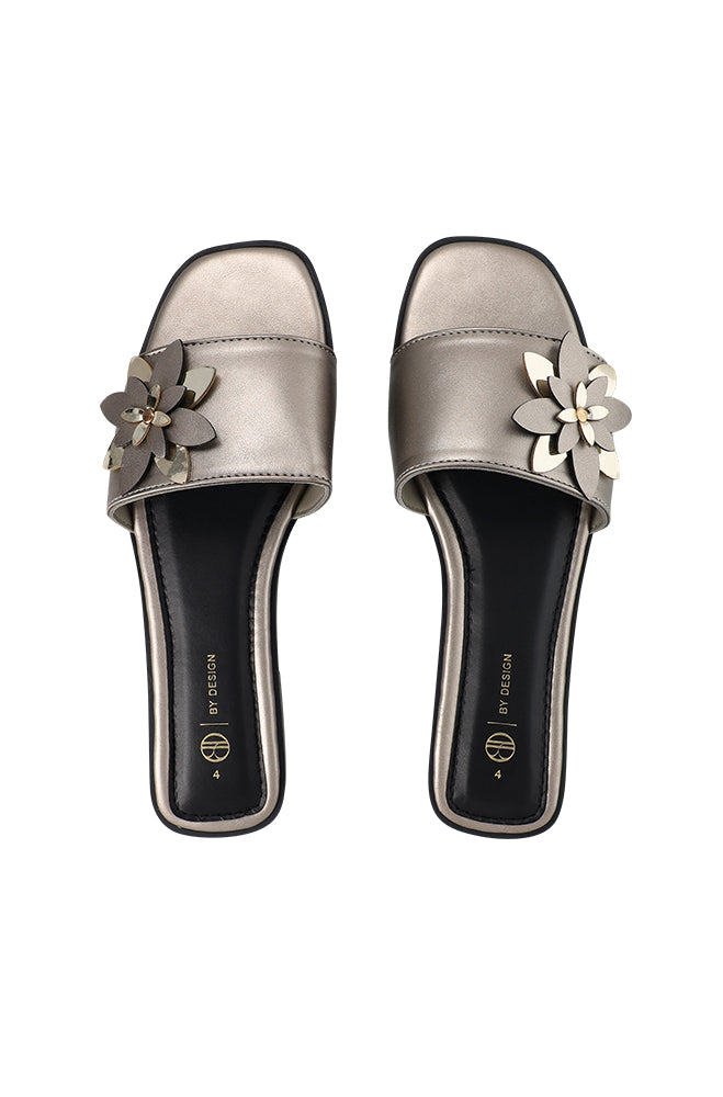 Beulah Two-tone flower sandal