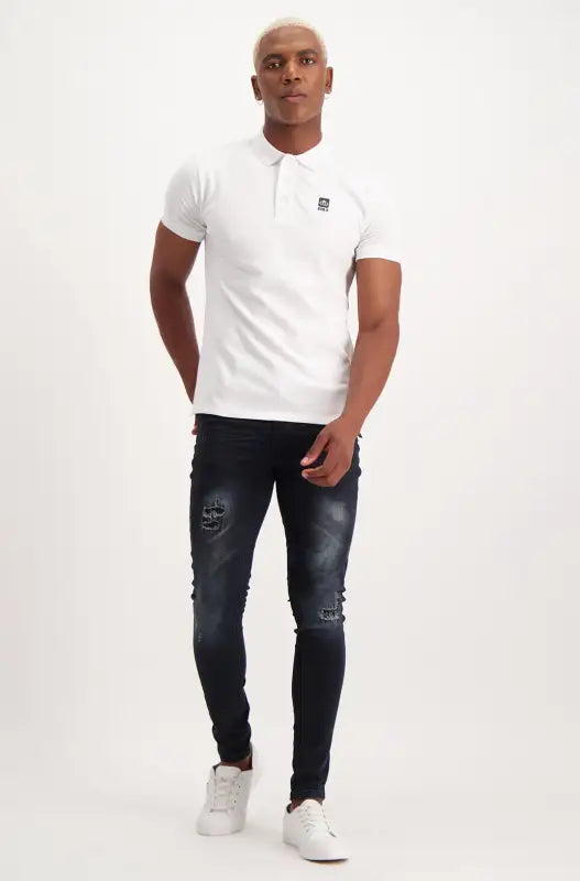 Castlerock Golfer _ 113769 _ White