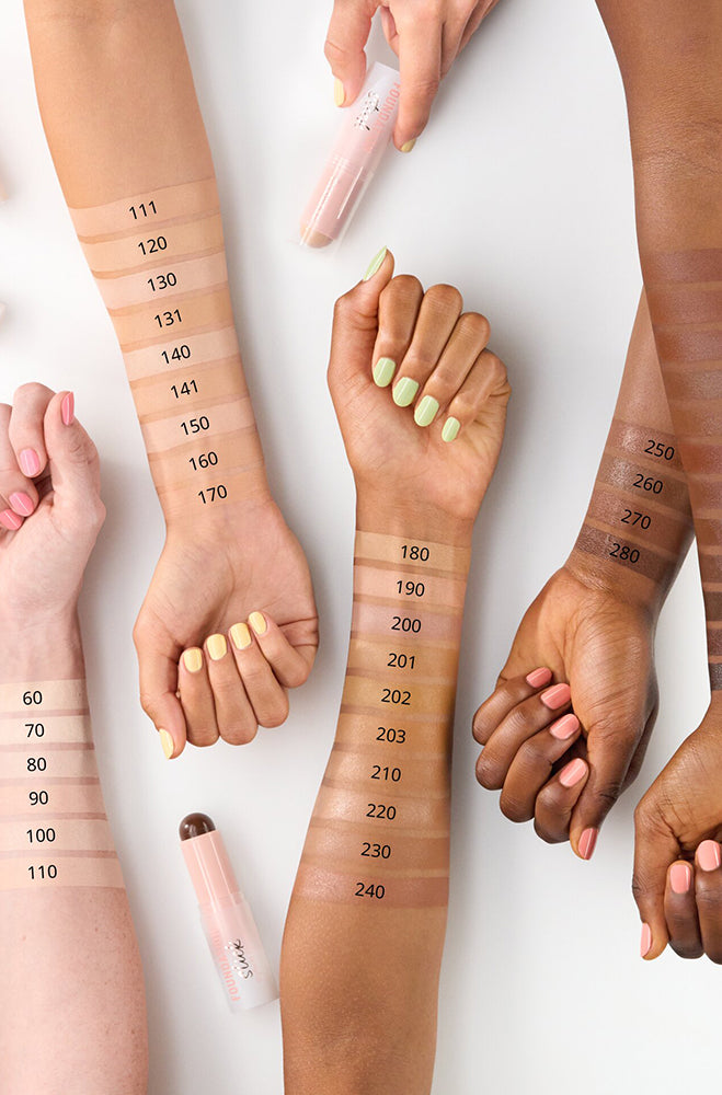 ESSENCE FOUNDATION STICK 210